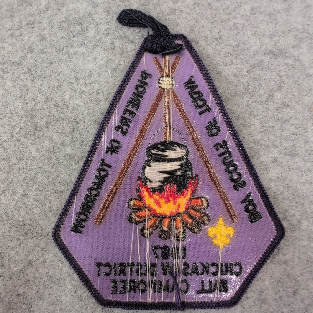1987 Chickasaw District Fall Camporee Boy Scouts Patch Pioneers of Tomorrow BSA - Picture 2 of 3